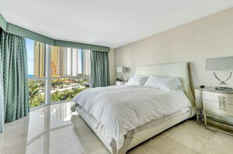 16400 Collins Avenue 641, Sunny Isles Beach FL - photo 23 of 66