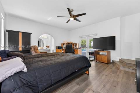 10124 SW 130th Ter, Miami FL - photo 11 of 33