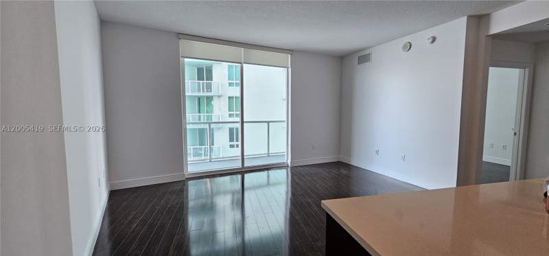 1 bedroom Condominium at 1900 N Bayshore Dr 1617, Quantum On The Bay Condo, Miami — photo 5