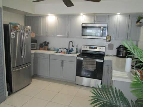 8730 SW 154th Cir Place, Miami FL - photo 6 of 18