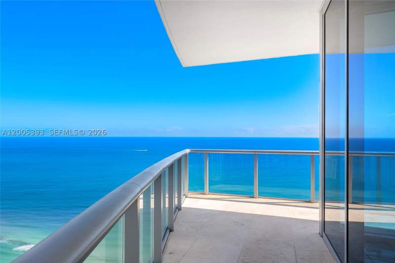 4 bedroom Condominium at 17001 Collins Ave 4208, Jade Beach Condo, Sunny Isles Beach — photo 4