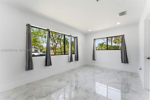1810 NE 161st St, North Miami Beach FL - photo 19 of 35