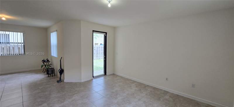 5 bedroom SingleFamilyResidence at 525 SE 34th Ter, Baywinds At Cozumel, Homestead — photo 4