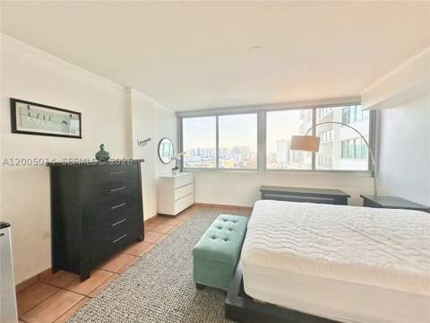 7135 Collins Ave 811, Miami Beach FL - photo 17 of 22