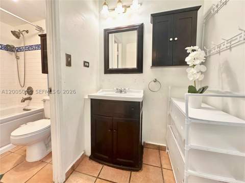 7135 Collins Ave 811, Miami Beach FL - photo 20 of 22