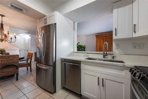 20801 SW 83rd Ave, Cutler Bay FL - photo 8 of 15