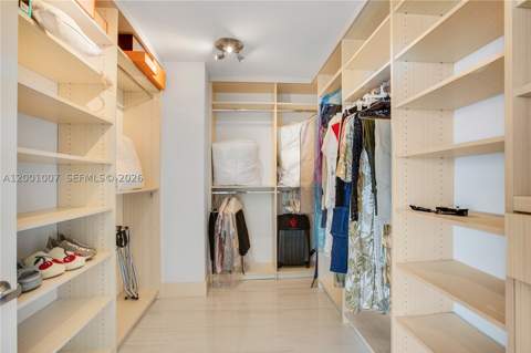 17111 Biscayne Blvd 2008, North Miami Beach FL - photo 16 of 20