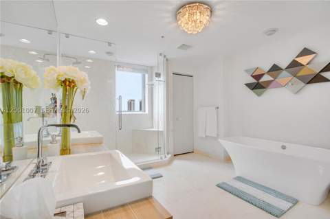 17111 Biscayne Blvd 2008, North Miami Beach FL - photo 8 of 20
