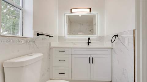 1921 NE 158th St, North Miami Beach FL - photo 18 of 30