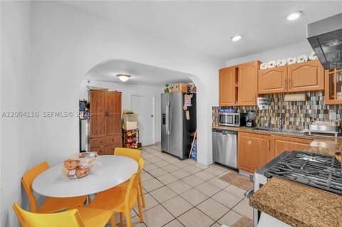 219 SW 6th Ave, Miami FL - photo 11 of 27