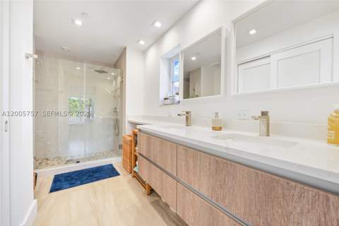 120 Salamanca Ave 2A, Coral Gables FL - photo 12 of 18