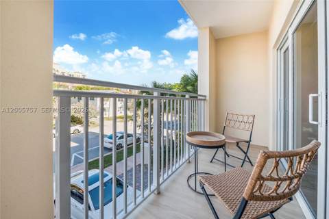 120 Salamanca Ave 2A, Coral Gables FL - photo 15 of 18