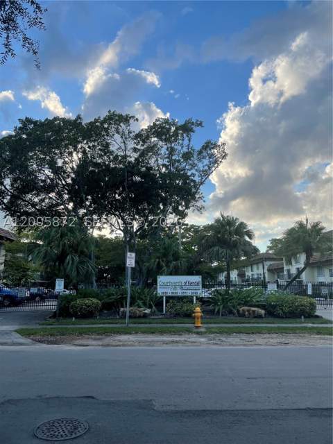 8500 SW 109th Ave 6-229, Miami FL - photo 24 of 25