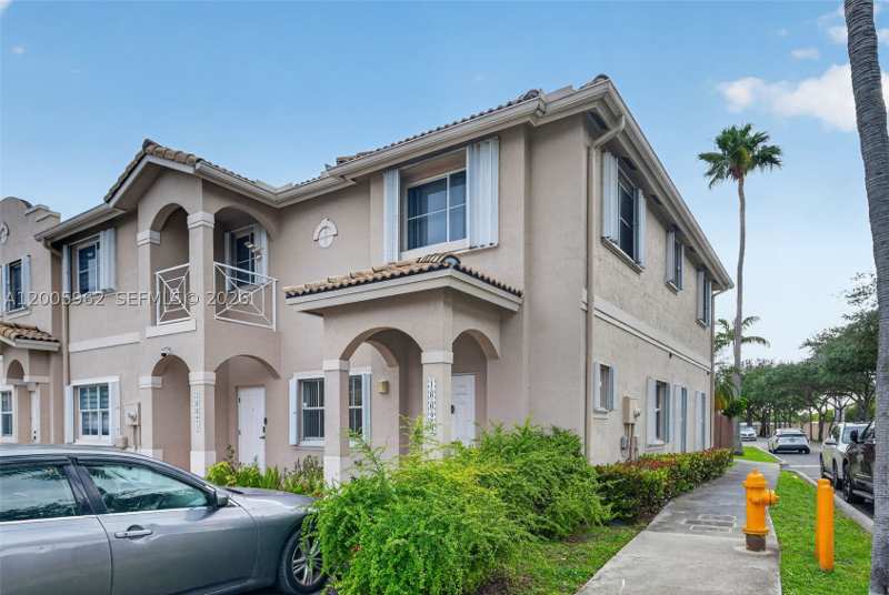 3 bedroom Condominium at 16624 NW 73rd Ct 16624, Paseos At Miami Lakes, Miami Lakes — photo 1
