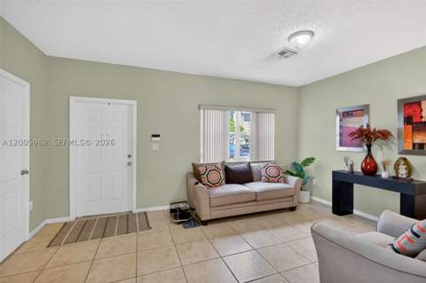16624 NW 73rd Ct 16624, Miami Lakes FL - photo 8 of 40