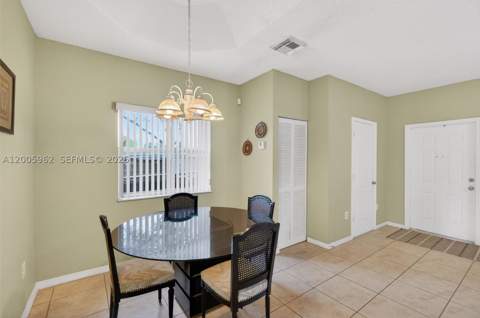 16624 NW 73rd Ct 16624, Miami Lakes FL - photo 9 of 40
