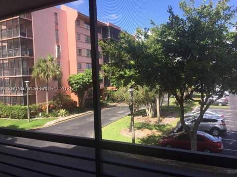 20840 San Simeon Way 209, Miami FL - photo 20 of 43