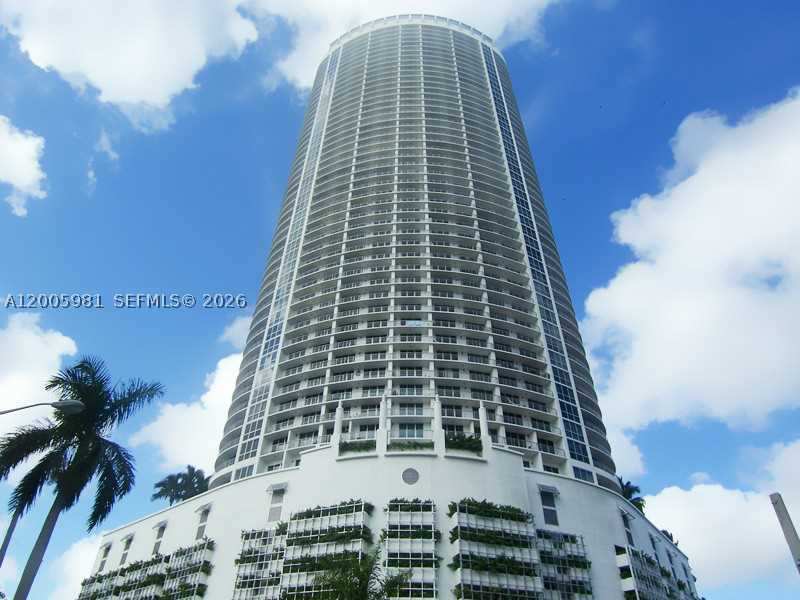 1 bedroom Condominium at 1750 N Bayshore Dr 2909, Opera Tower, Miami — photo 1
