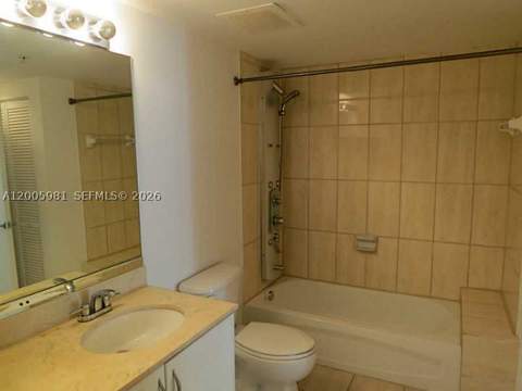 1750 N Bayshore Dr 2909, Miami FL - photo 11 of 13