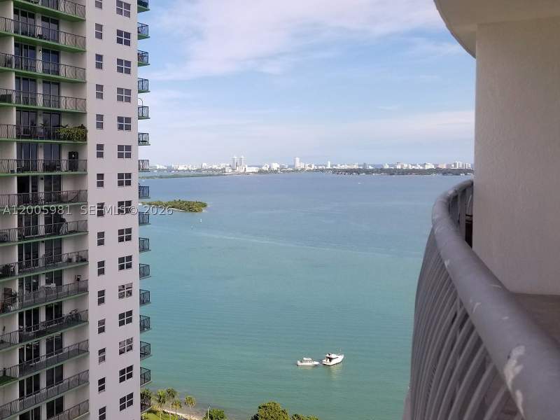 1 bedroom Condominium at 1750 N Bayshore Dr 2909, Opera Tower, Miami — photo 2