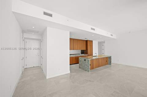 175 SE 25 Rd 2604, Miami FL - photo 6 of 36