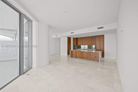175 SE 25 Rd 2604, Miami FL - photo 9 of 36