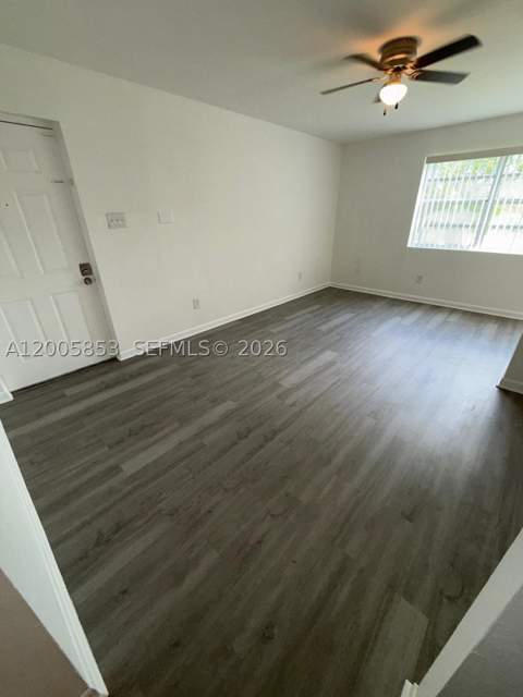 15285 SW 107th Ln 214, Miami FL - photo 6 of 18