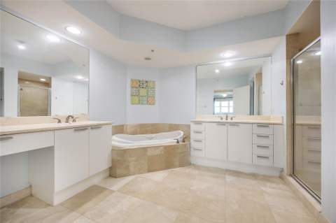 14951 Royal Oaks Lane 1109, North Miami FL - photo 17 of 31