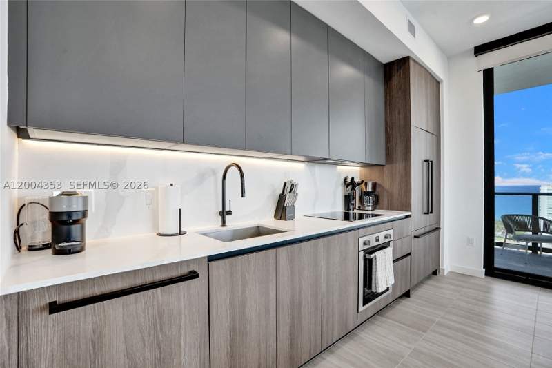 2 bedroom Condominium at 580 72nd St 1702, 72 Park Condo, Miami Beach — photo 5