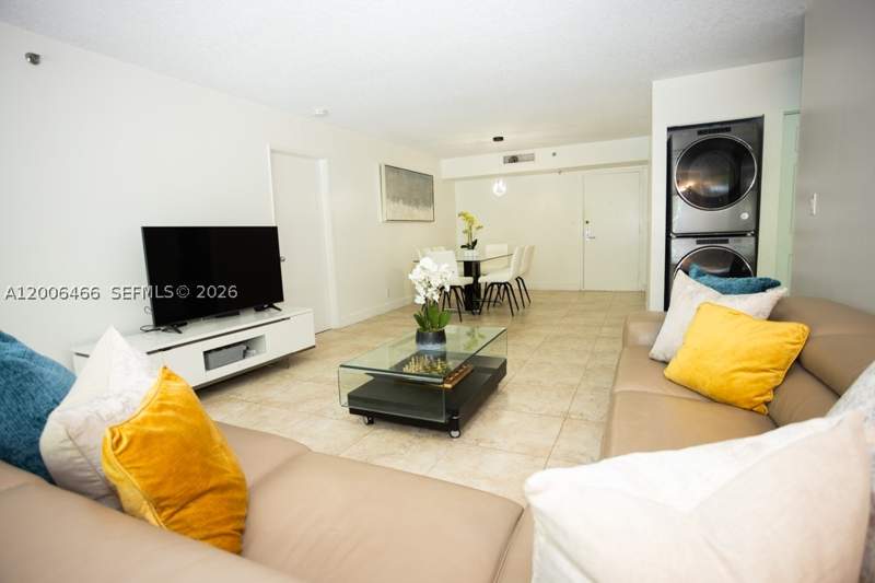 2 bedroom Condominium at 3300 NE 192nd St 214, Parc Central Aventura Eas, Aventura — photo 2