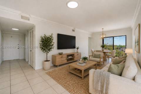 8401 NW 8 St 401, Miami FL - photo 11 of 40