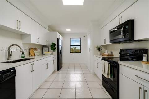 8401 NW 8 St 401, Miami FL - photo 7 of 40