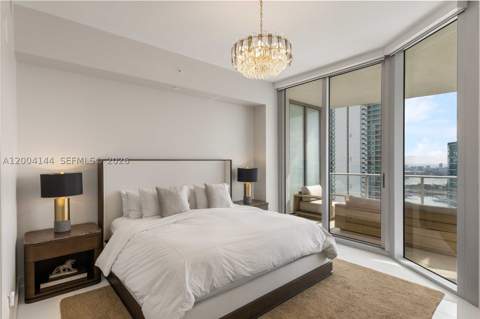 851 NE 1st Ave 4405, Miami FL - photo 12 of 33