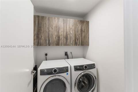851 NE 1st Ave 4405, Miami FL - photo 22 of 33