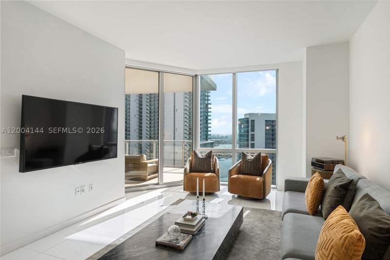 1 bedroom Condominium at 851 NE 1st Ave 4405, Paramount Miami World, Miami — photo 3