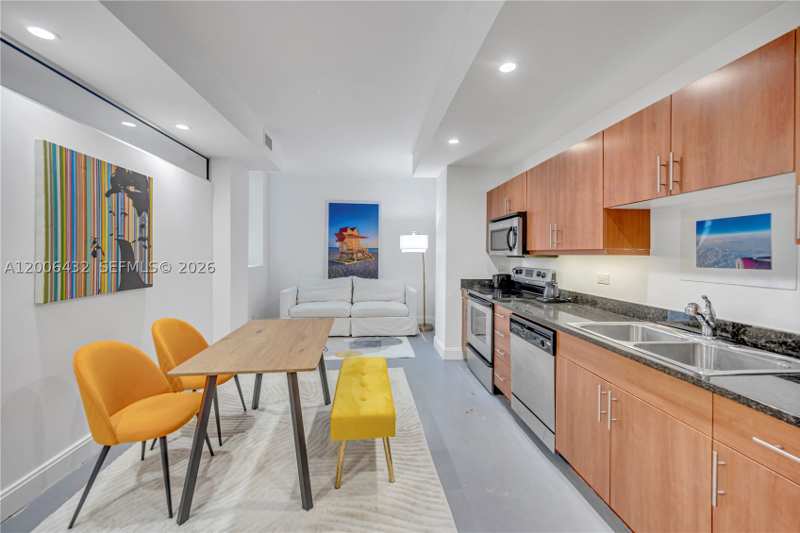 1 bedroom Condominium at 111 E Flagler St 506, Flagler First Condo, Miami — photo 1