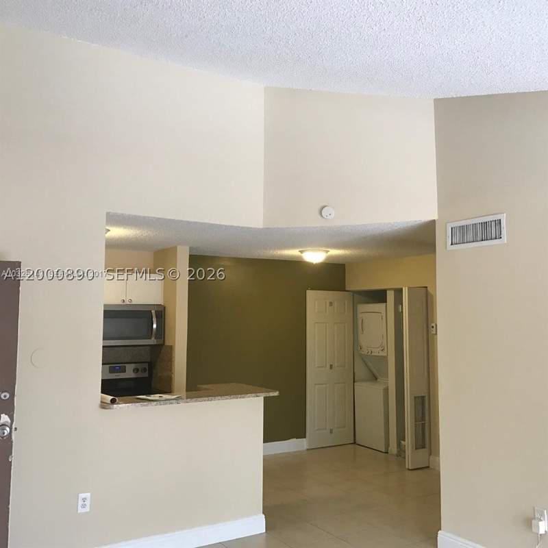 2 bedroom Condominium at 7200 NW 179th St 302, Villa Bellini Condo, Hialeah — photo 3