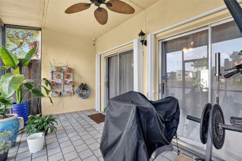 8330 SW 154th Ave 35, Miami FL - photo 16 of 29