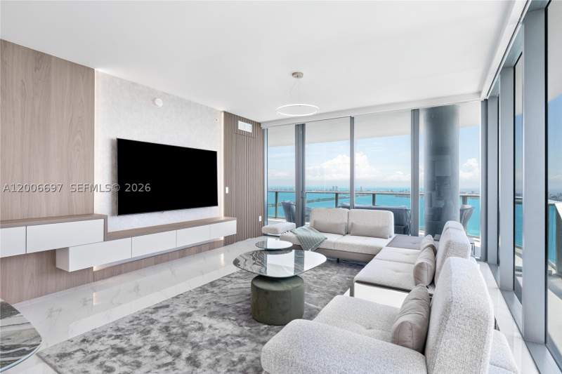 4 bedroom Condominium at 700 NE 24th St 5407, Aria Reserve, Miami — photo 3