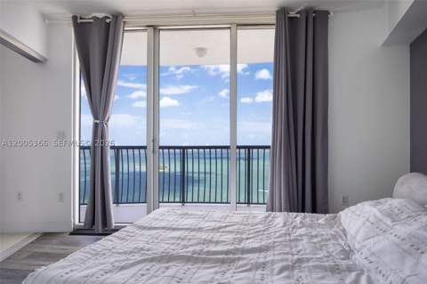 1750 N Bayshore Dr 3801, Miami FL - photo 11 of 23