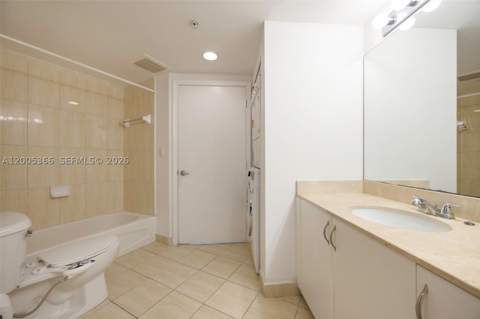 1750 N Bayshore Dr 3801, Miami FL - photo 17 of 23
