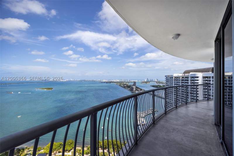 2 bedroom Condominium at 1750 N Bayshore Dr 3801, Opera Tower Condo, Miami — photo 3
