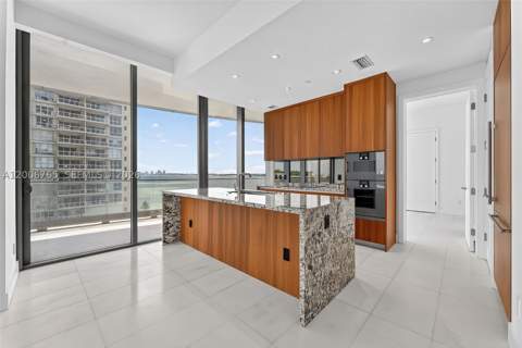 175 SE 25th Rd 604, Miami FL - photo 14 of 37