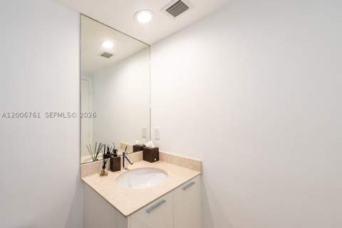 400 Alton Rd Th-1A, Miami Beach FL - photo 24 of 32