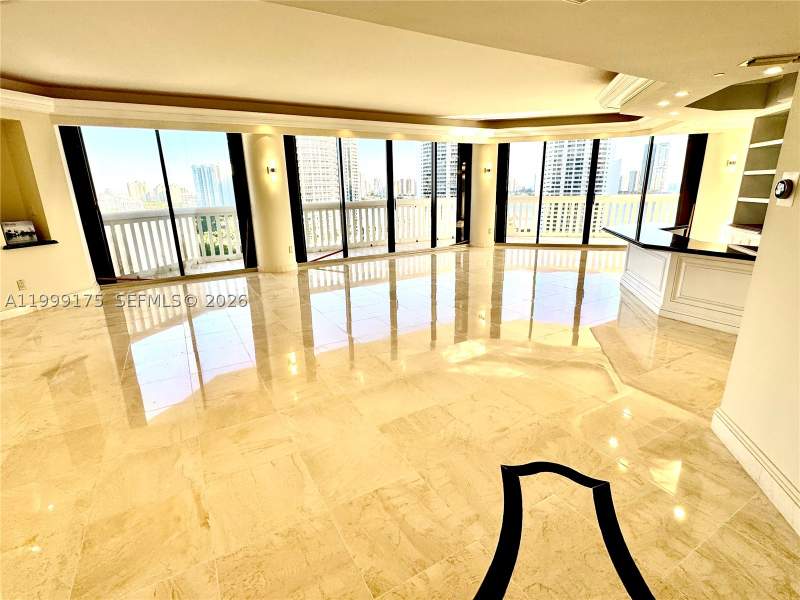 3 bedroom Condominium at 2000 Island Blvd 1801, Williams ISlAND, Aventura — photo 5
