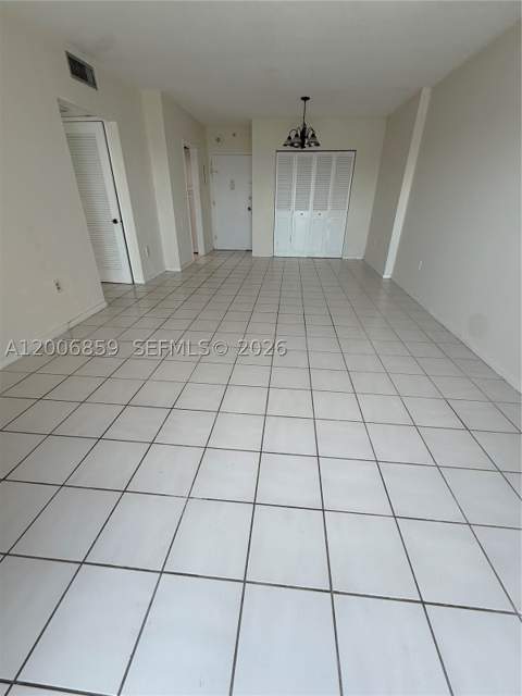 400 Kings Point Dr 608, Sunny Isles Beach FL - photo 6 of 22