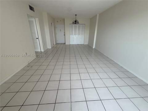 400 Kings Point Dr 608, Sunny Isles Beach FL - photo 8 of 22