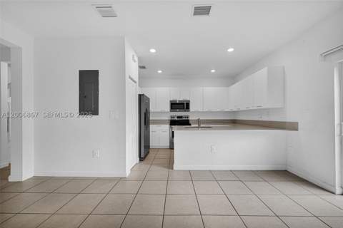 12429 NW 23rd Ct, Miami FL - photo 15 of 47