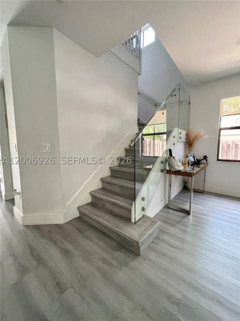 10086 NW 89th Ter, Doral FL - photo 9 of 19