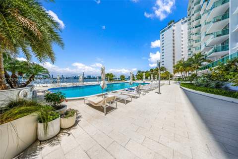 1000 West Ave 702, Miami Beach FL - photo 24 of 41